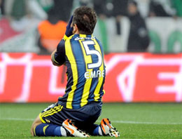 Emre Fenerbahçe'ye veda mı ediyor? Emre Fenerbahçe'ye veda mı ediyor?